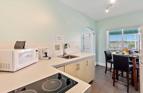Hollywood Hotel | Hollywood Beachside Boutique Suites