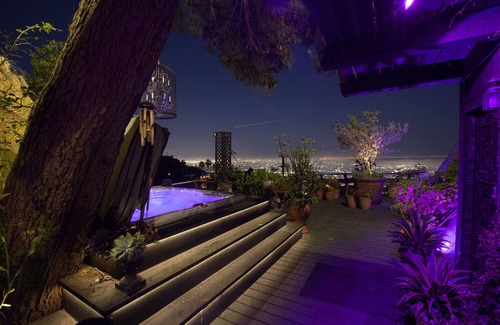 Hollywood Hills West House | Hollywood Hills Zen Modern Villa w/Hot Tub & Jetliner Views