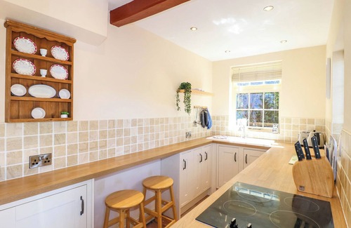 Halam Cottage | HOLMHURST, family friendly, character holiday cottage in Southwell