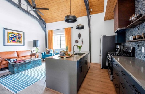 Reynoldstown Apartment | Holy Grail by Minty Living