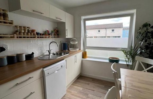 Gifford Apartment | Holyrood Duplex 3- Bedrooms Apartment