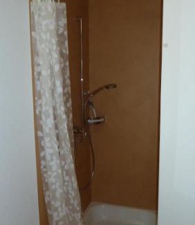 Brig Apartment | Holzji