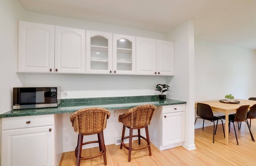 Golden Valley House | Home 8 Mi to Dtwn Minneapolis! Pet-Friendly Yard