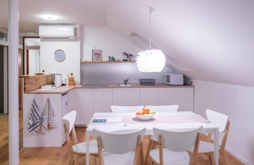 Zasip Apartment | HOMe apartments & Yoga studio