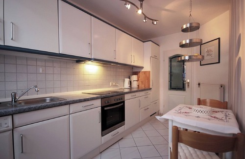 Bad Zwischenahn Apartment | Home-at-home | close to the center, quiet, near Zwischenahner Meer and marina