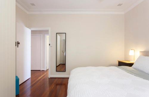 Hilton House | Home Away - 2 Bedroom Cottage