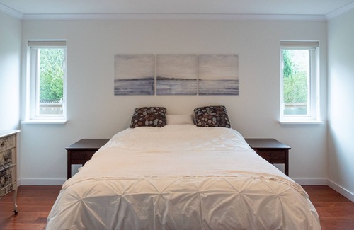 Roberts Creek House | Home Away From Home: 3-Bedroom Rancher Near Beaches