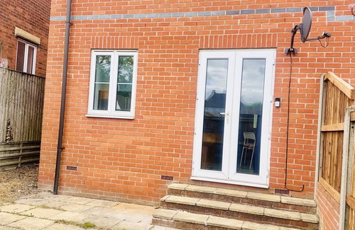 Colchester House | Home away from home pleasant and homely