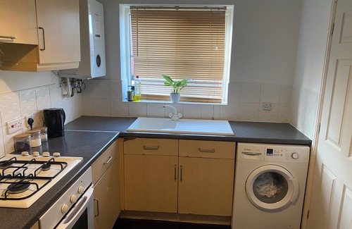 Nottingham House | Home Away From Home! Lovely House Near M1