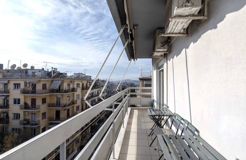 Mousio Apartment | Home away from Home S