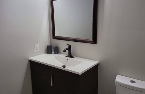 Blytheville House | Home Away From Home, Cozy Grounds, Minutes From the Excitements.