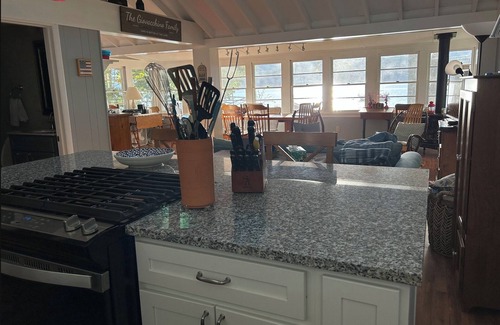 Willsboro Cottage | Home away from home with private beach-new owners!