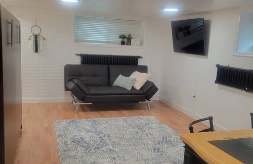 Ogden Apartment | Home Away Studio Basement Apartment w/Hideabed