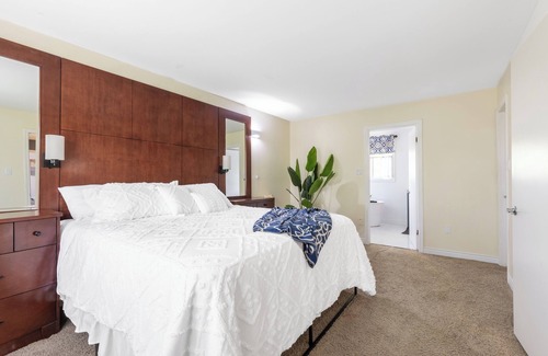 London House | Home comfort & hotel luxury, for working professionals & vacationing families