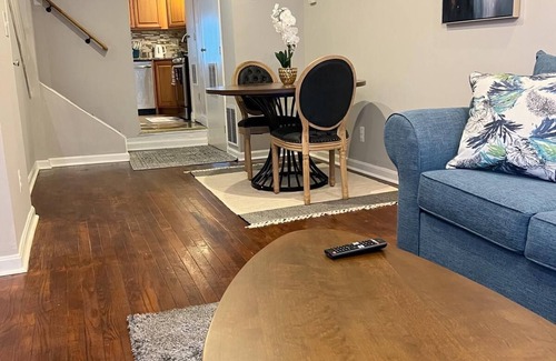 Canton House | Home for professionals