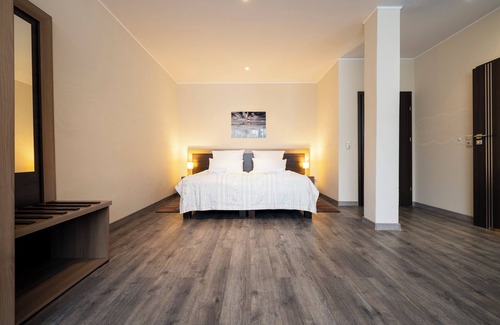 Bant Hotel | home Hotel