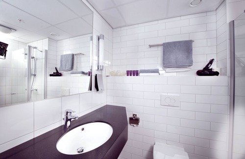 Tromso Hotel | Home Hotel With - Dinner included