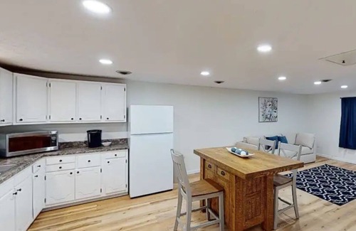 Belpre House | Home in Belpre