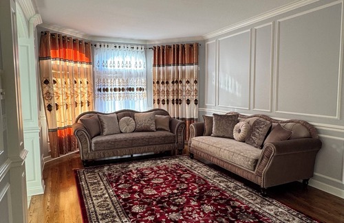 Roselle House | Home in Roselle