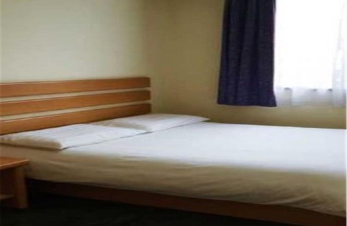 Zhonggulou Hotel | Home Inn Chongqing Wanzhou Dianbao Road Wanda Plaza