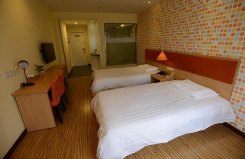 Chongqing Hotel | Home Inn Chongqing Yangjiaping Pedestrian Street