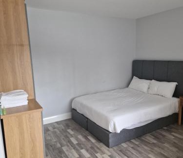 Athlone Bed & Breakfast | Home Inn