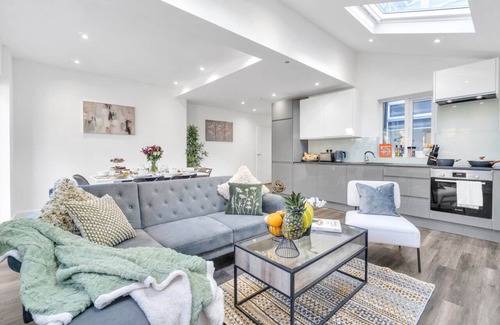West Hendon Apartment | home.ly - Hendon Apartment North London