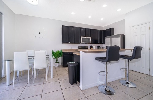Windwood Bay House | Home Near Disney World