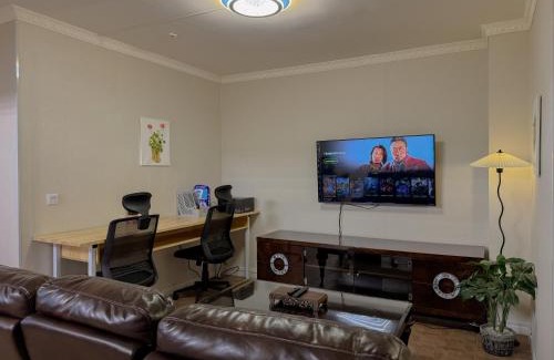 Bayanzurkh Apartment | Home Office apartment in UB with Airport Pickup