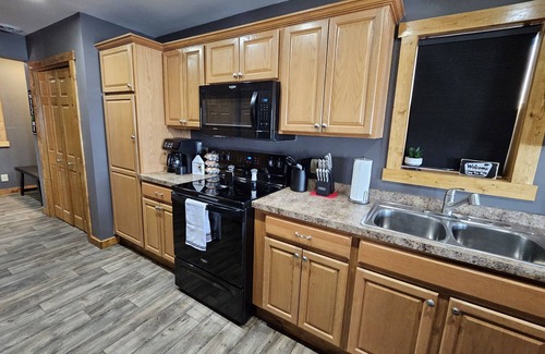 Saginaw House | Home on Grand Lake, in Saginaw, Near Ivy Black