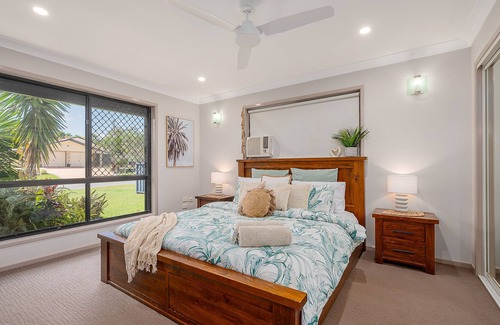 Bouvet Island House | Home on Hamilton in Gladstone QLD