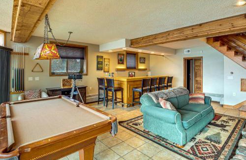 Stambaugh House | Home on Lake Chicagon with Dock and Sauna!