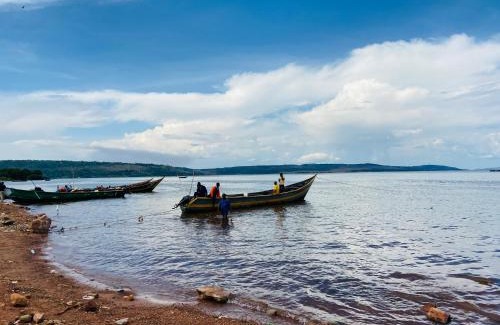 Jinja House | Home On The Nile Ernest Hemingway Suite