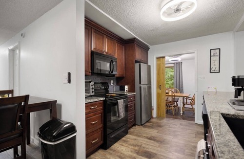 Sloans Valley House | Home/Sleep 14/Lake/2Bath/4Bed/Near Boat Ramp/Pet Friendly
