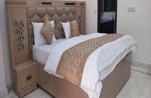 South Extension Bed & Breakfast | Home Stay Cum Bed and Breakfast