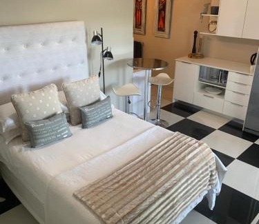 Scott Estate House | Home Suite Hout Bay