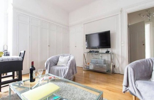 Champs-Elysees Apartment | Home Sweet Home Claridge 1bedroom