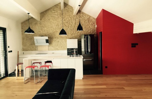 Auch Apartment | Home town center close to all amenities