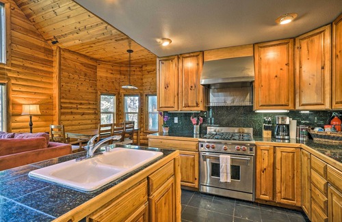 Country Club Estates Cottage | Home w/Indoor Pool in South Lake Tahoe!