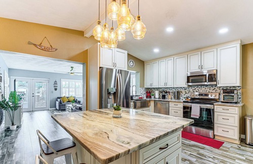 Spring Hill House | Home w/Private Dock on Canal in Hernando Beach!
