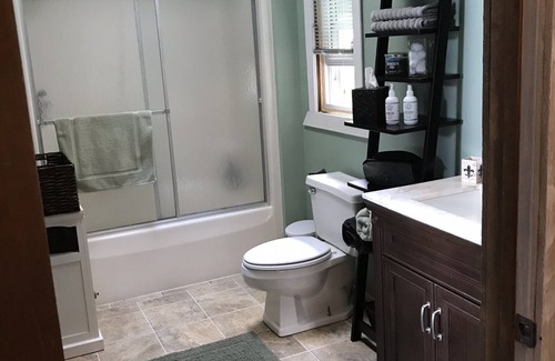 Wilmington House | Home with an incredible view of the valley and close to Mount Snow!