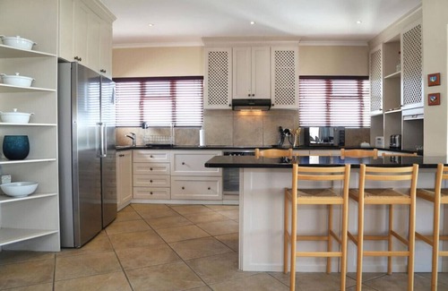 Voelklip House | Home with an Ocean View | Voelklip