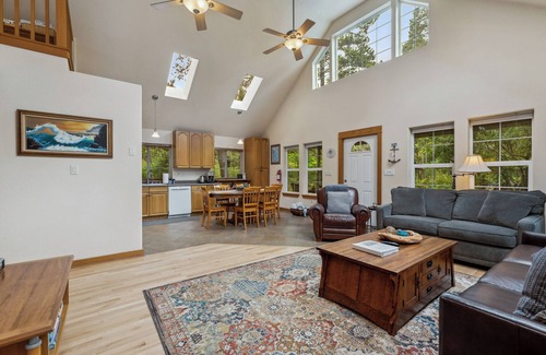 Manzanita House | Home with lots of character! Surrounded by trees, close to Nehalem Bay State Park and the beach.
