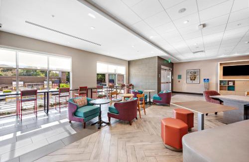 San Bernardino Hotel | Home2 Suites By Hilton San Bernardino