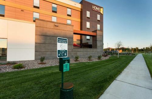 Fargo Hotel | Home2 Suites by Hilton Fargo