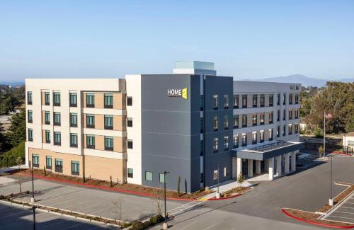 Marina Hotel | Home2 Suites By Hilton Marina
