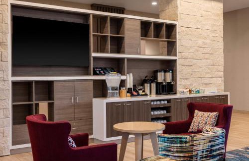 Marina Hotel | Home2 Suites By Hilton Marina