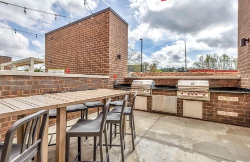 Southwest Raleigh Hotel | Home2 Suites by Hilton Raleigh West Lenovo Center