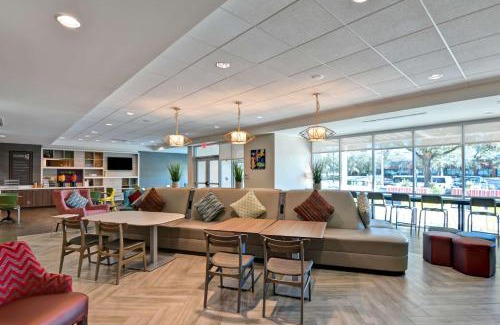 Terrace Park Hotel | Home2 Suites By Hilton Tampa USF Near Busch Gardens