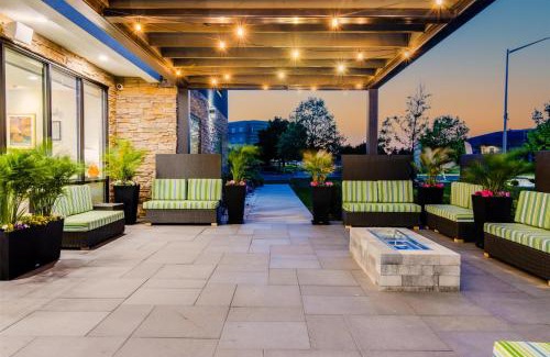 Bolingbrook Hotel | Home2 Suites By Hilton Bolingbrook Chicago